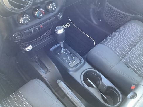 Used 2012 Jeep Wrangler Unlimited Sport image 16