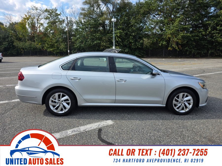Used 2018 Volkswagen Passat 2.0T SE w/ SE Lighting Package FWD image 6