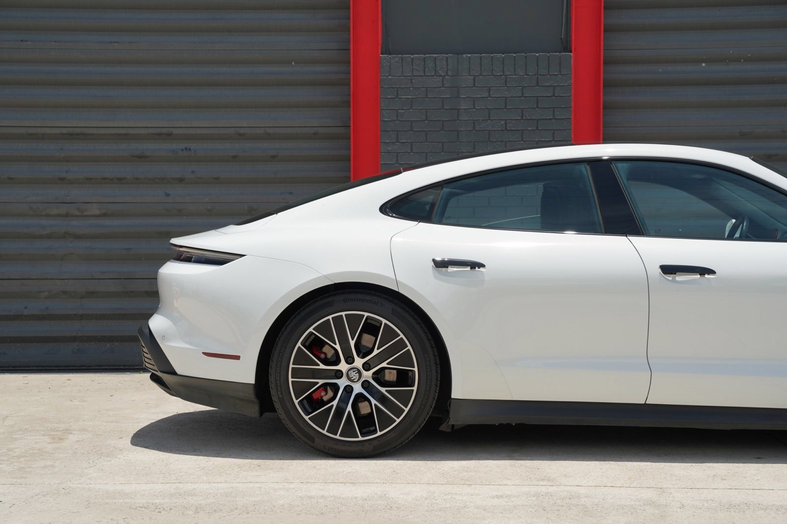 Used 2022 Porsche Taycan 4S AWD/4WD image 6