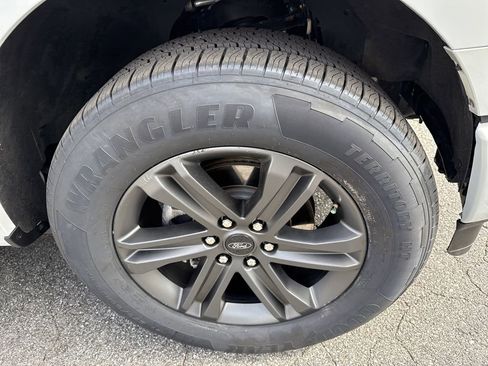 Used 2023 Ford F150 Lariat w/ Equipment Group 502A High image 12