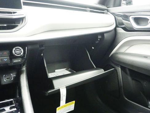 New 2026 Jeep Compass Limited image 36