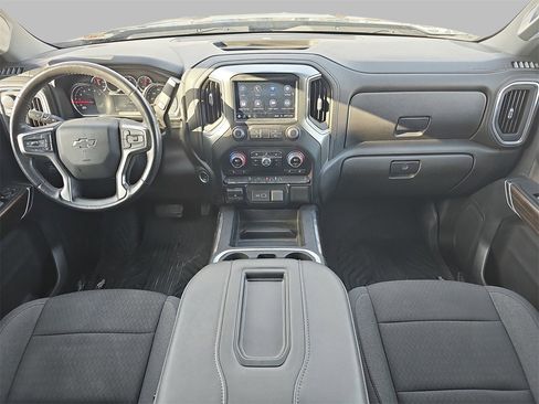 Used 2021 Chevrolet Silverado 1500 LT Trail Boss image 9