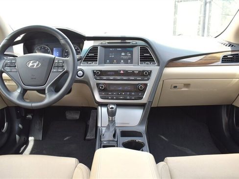 Used 2016 Hyundai Sonata Limited FWD image 14