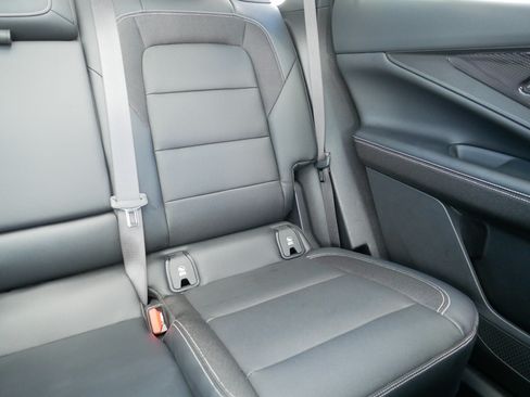 Used 2024 Chevrolet Blazer EV LT AWD/4WD image 14