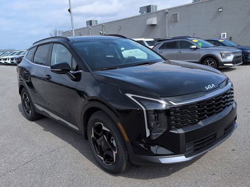 New 2026 Kia Sportage EX FWD image 1