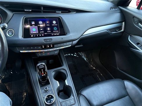 Used 2020 Cadillac XT4 Premium Luxury w/ Cold Weather Package image 14