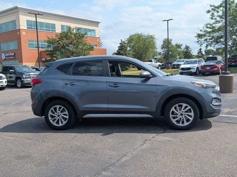 Used 2017 Hyundai Tucson SE w/ SE Popular Package 02 AWD/4WD image 6