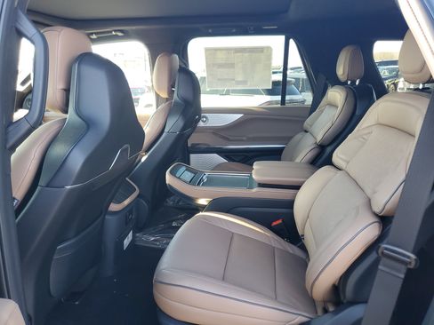 New 2026 Lincoln Navigator Black Label AWD/4WD image 26