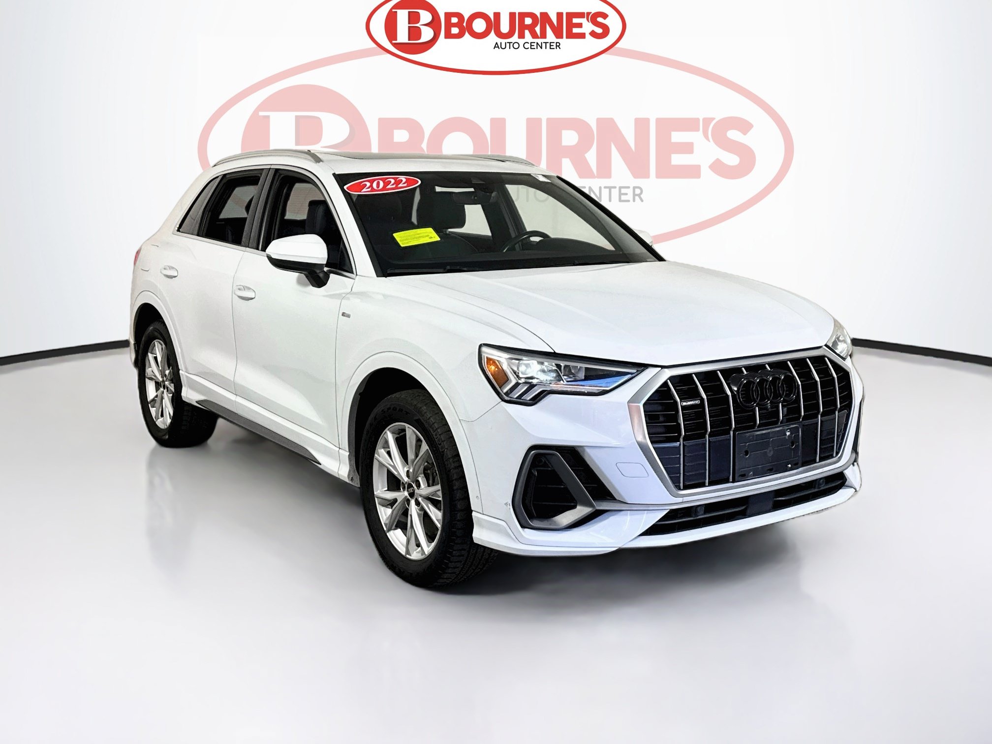 Used 2022 Audi Q3 2.0T Premium Plus w/ Premium Plus Package AWD/4WD image 1