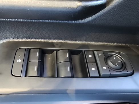 New 2026 Toyota Tacoma SR image 11