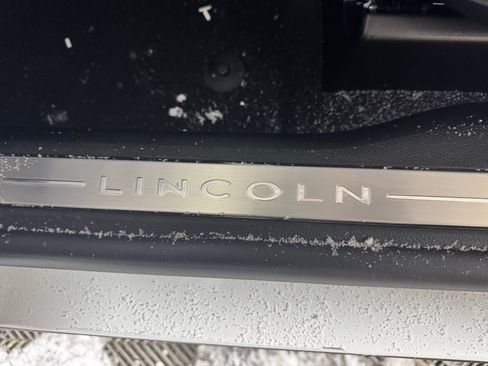 New 2026 Lincoln Corsair Premiere image 19