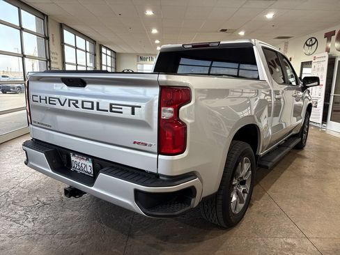Used 2021 Chevrolet Silverado 1500 RST RWD image 2