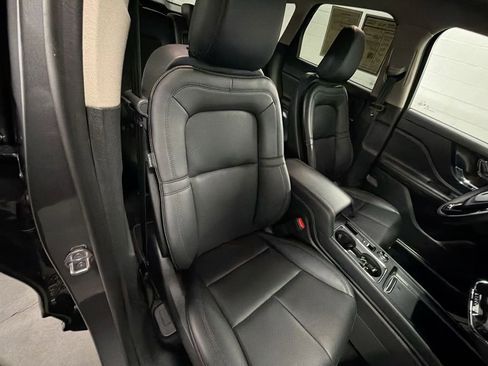 Used 2025 Lincoln Corsair FWD w/ Equipment Group 101A image 28