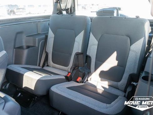 New 2026 Ford Bronco Base image 9