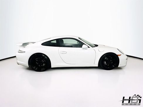 Used 2013 Porsche 911 Carrera S image 5
