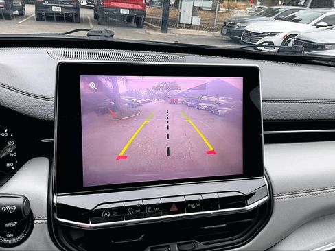 Used 2022 Jeep Compass Limited image 27