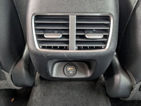 Used 2021 Hyundai Sonata Limited image 9