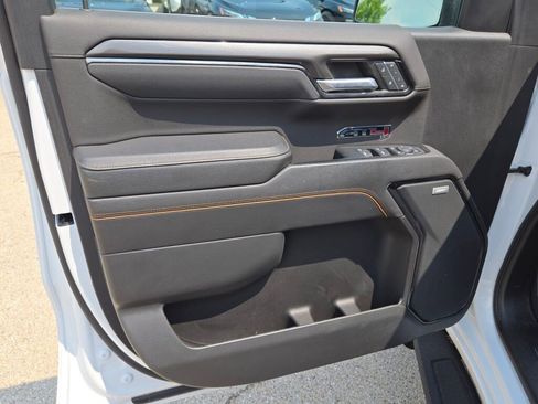 Used 2023 GMC Sierra 1500 AT4 w/ AT4 Premium Package image 26