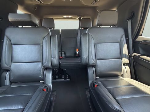 Used 2021 Chevrolet Tahoe LT w/ Rear Media and Nav Package AWD/4WD image 24