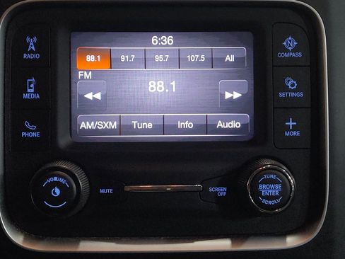 Used 2021 RAM 1500 Classic SLT AWD/4WD image 25
