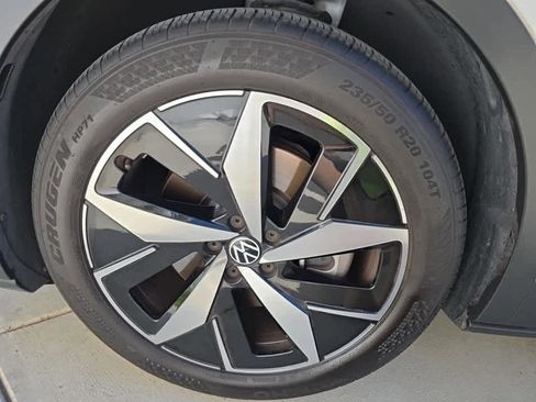 Used 2023 Volkswagen ID.4 Pro S RWD image 10