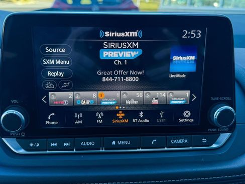 Used 2024 Nissan Rogue SV w/ SV Premium Package image 14