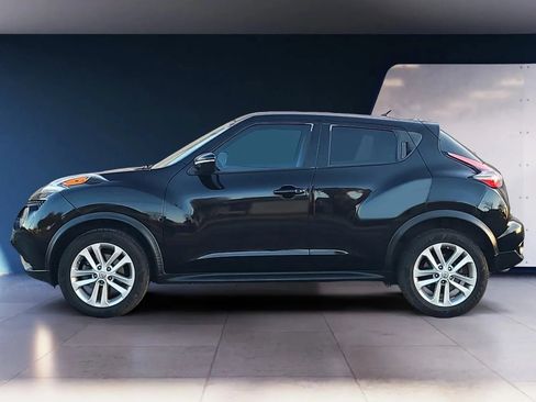Used 2017 Nissan Juke S FWD image 2