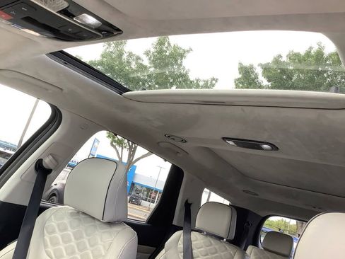 Used 2022 Hyundai Palisade Calligraphy w/ Cargo Package AWD/4WD image 25