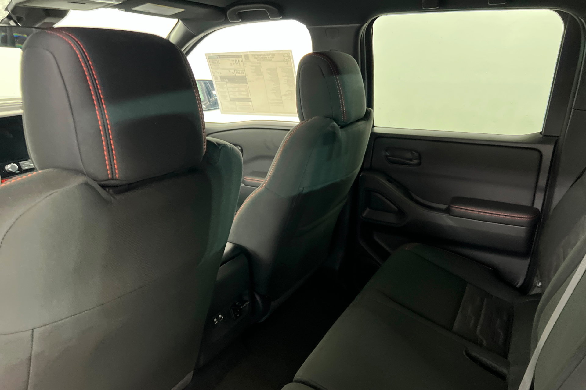 New 2027 Nissan Frontier PRO-4X w/ Pro Convenience Package AWD/4WD image 19