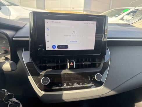 Used 2024 Toyota Corolla LE image 10