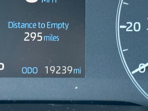 Certified 2023 Toyota Corolla LE image 20