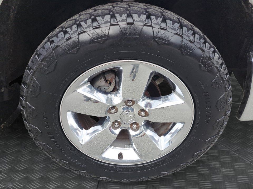 Used 2016 RAM 1500 Tradesman w/ Chrome Appearance Group RWD image 21