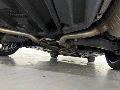 Used 2017 Mercedes-Benz E 400 4MATIC Coupe image 45