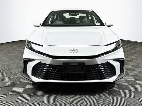 Certified 2025 Toyota Camry SE w/ Convenience Package FWD image 3