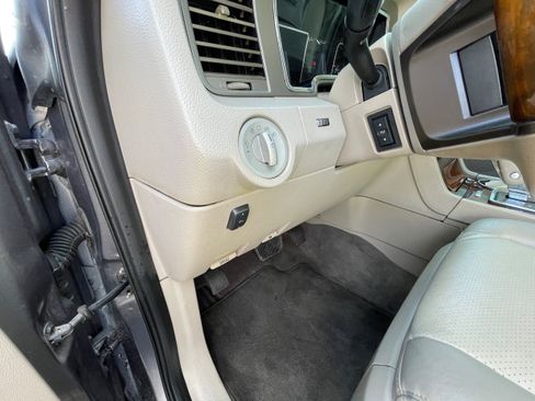 Used 2014 Lincoln Navigator 2WD image 15