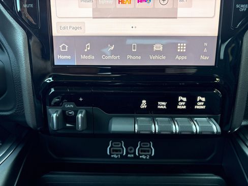 New 2025 RAM 2500 Big Horn image 21