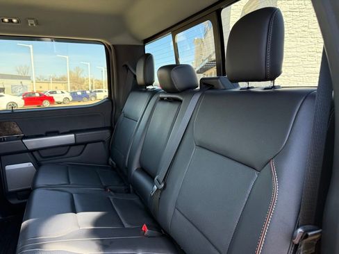 Used 2022 Ford F150 Lariat image 29