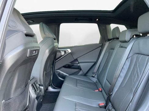 Used 2026 BMW X3 xDrive30 w/ Convenience Package image 13