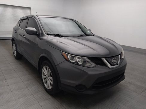Used 2018 Nissan Rogue Sport S w/ S Appearance Package FWD image 13