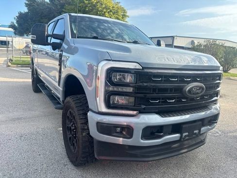 Used 2024 Ford F350 Lariat w/ Black Appearance Package AWD/4WD image 3