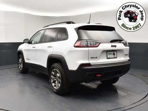 Used 2022 Jeep Cherokee Trailhawk w/ Sound & Nav Group AWD/4WD image 4