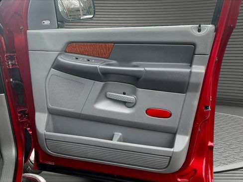 Used 2006 Dodge Ram 1500 Truck Laramie image 29