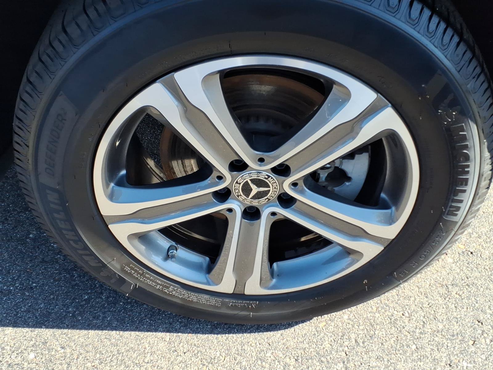 Used 2019 Mercedes-Benz GLC 300 4MATIC image 11