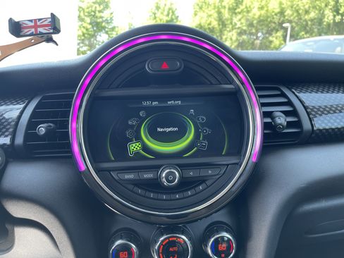 Used 2017 MINI Cooper 2-Door Hardtop FWD image 13