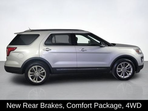Used 2018 Ford Explorer XLT w/ Equipment Group 202A AWD/4WD image 2