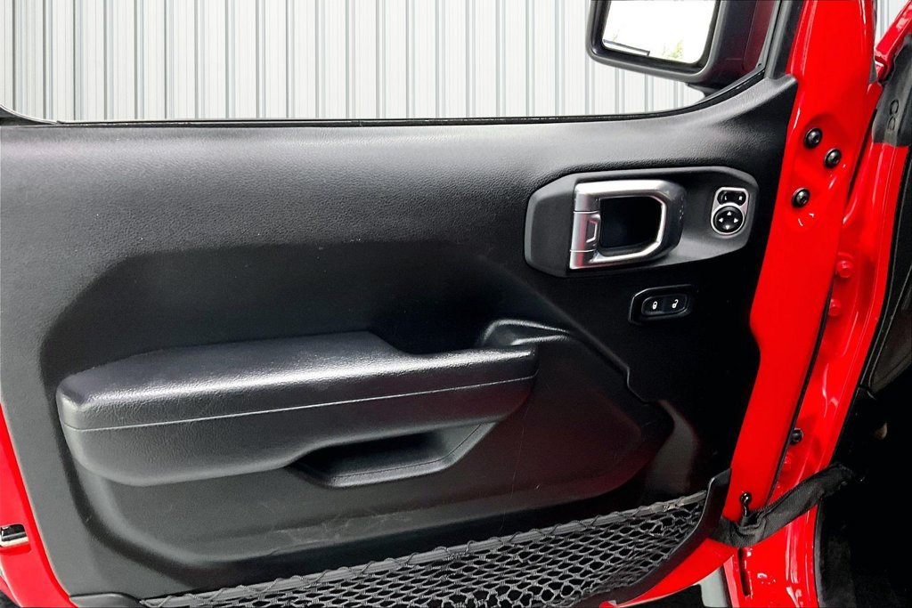 Used 2023 Jeep Wrangler Rubicon w/ LED Lighting Group AWD/4WD image 19