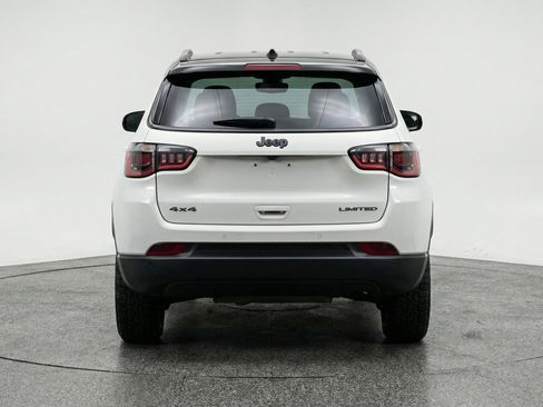 Used 2025 Jeep Compass Trailhawk w/ Trailer Tow Group image 7