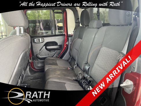 Used 2021 Jeep Gladiator Mojave AWD/4WD image 18