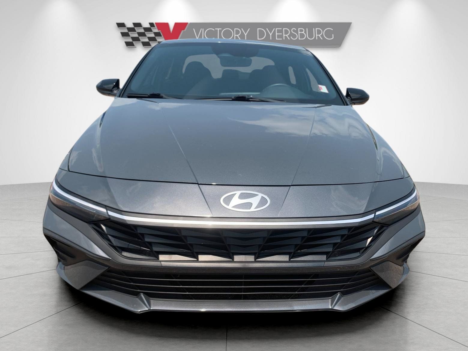 Used 2026 Hyundai Elantra Sport FWD image 9