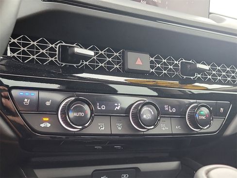 Used 2024 Honda Accord Touring image 23